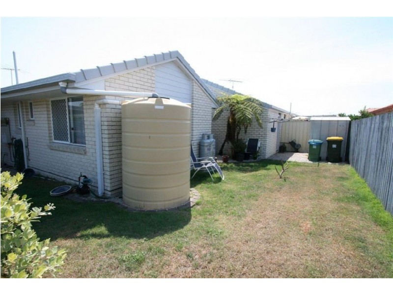 2/33 Island Parade, Banksia Beach QLD 4507