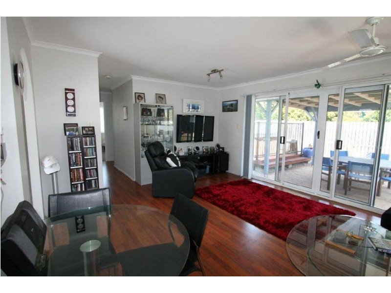 2/33 Island Parade, Banksia Beach QLD 4507