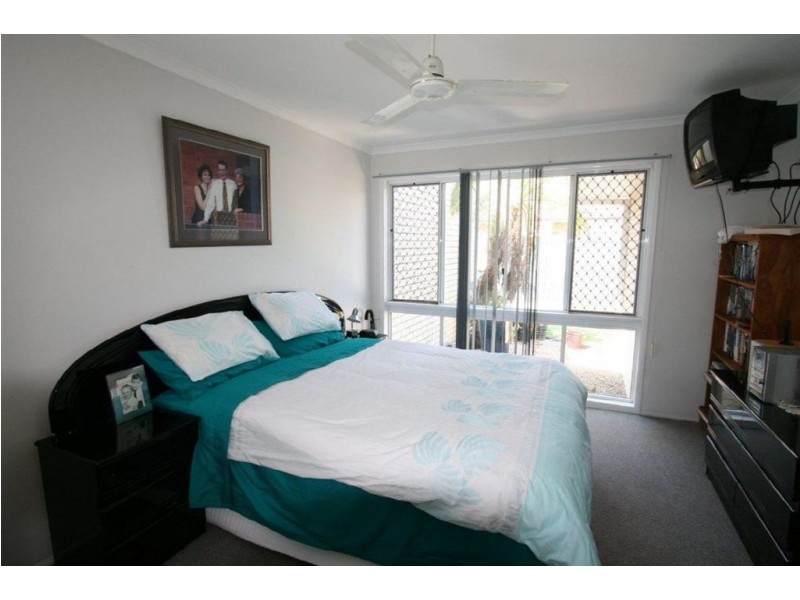 2/33 Island Parade, Banksia Beach QLD 4507