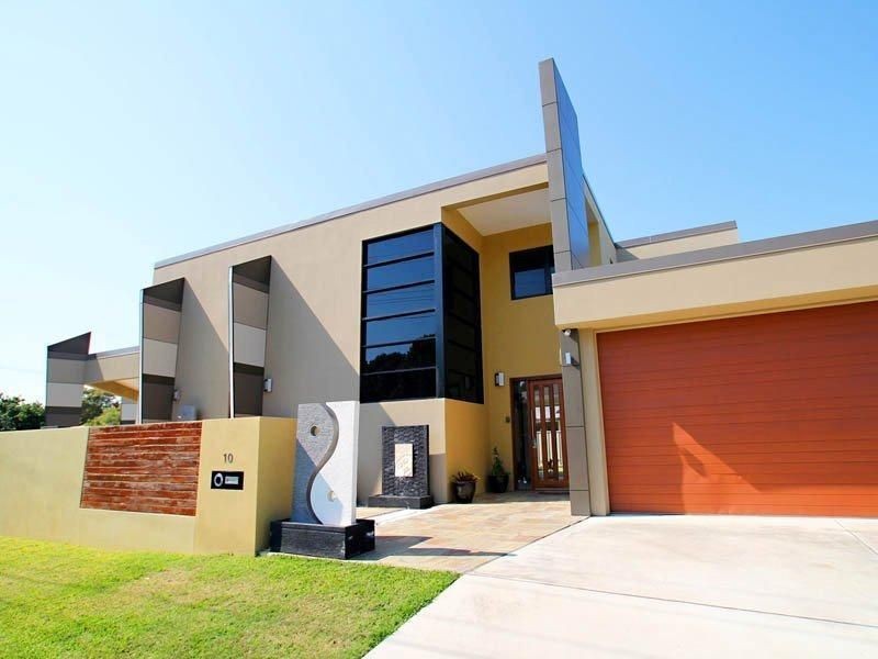 10 Eighth Avenue, Woorim QLD 4507