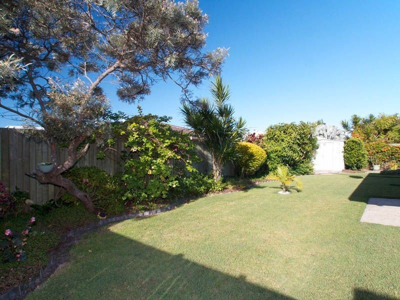 12 Pentas Drive, Bongaree QLD 4507