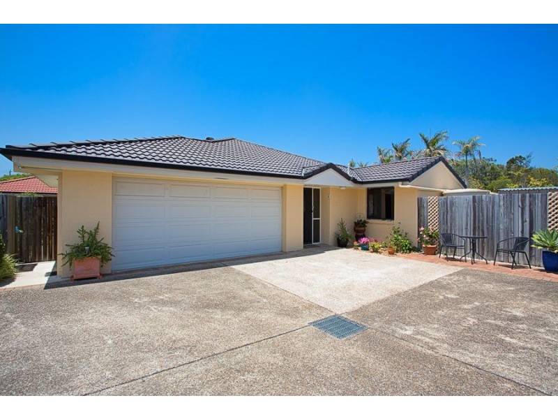 5 Sandpiper Court, Sandstone Point QLD 4511