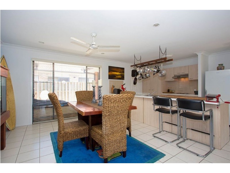 13 Myora Place, Sandstone Point QLD 4511