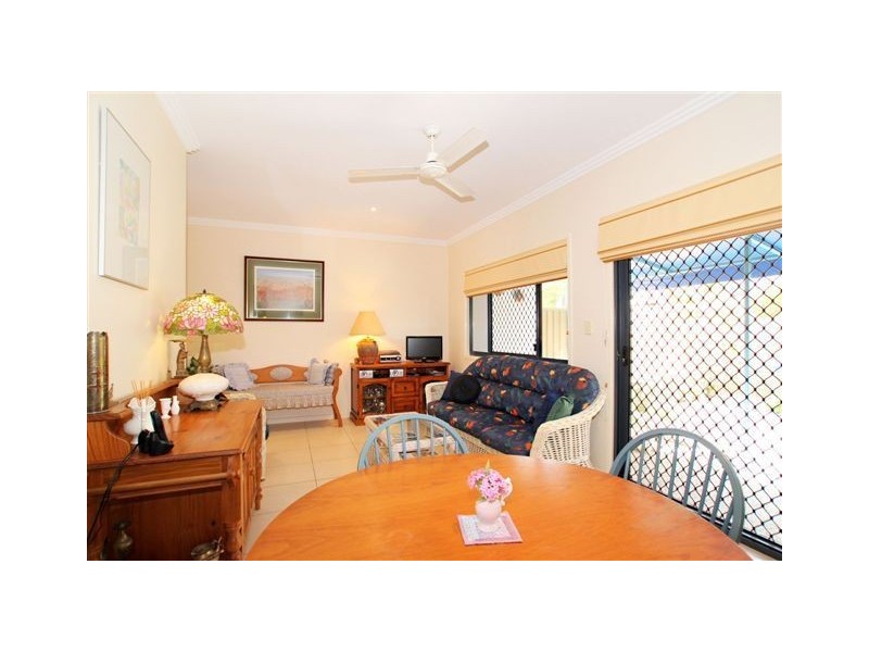 8/49 The Boulevarde, Bongaree QLD 4507