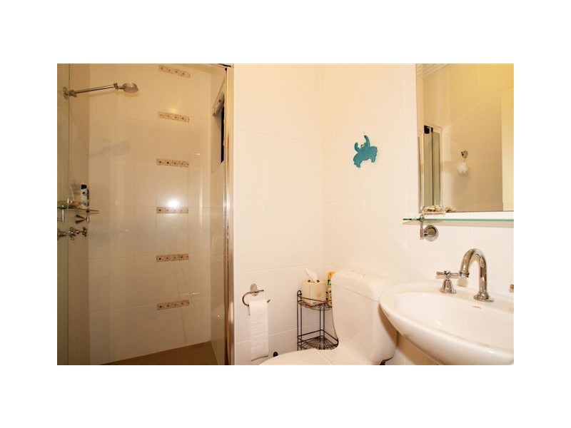 8/49 The Boulevarde, Bongaree QLD 4507