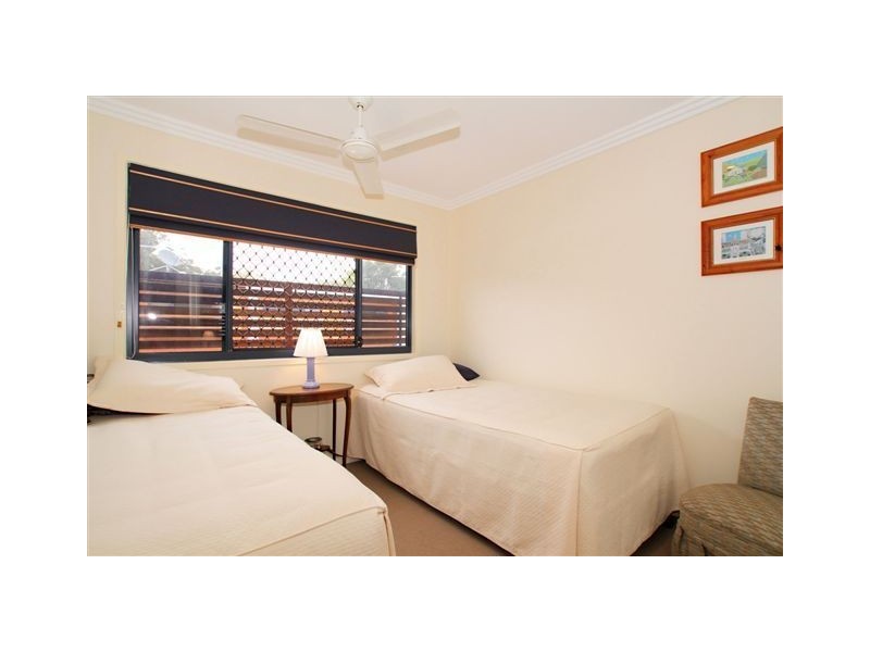 8/49 The Boulevarde, Bongaree QLD 4507