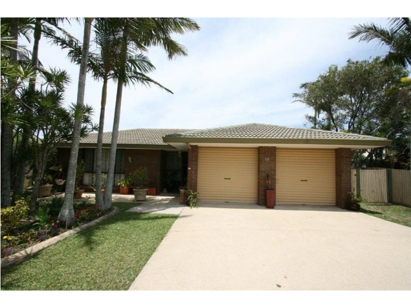 15 Carter Court, Sandstone Point QLD 4511