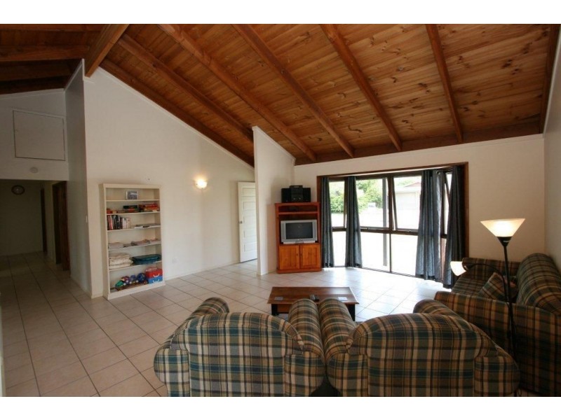15 Venus Court, Banksia Beach QLD 4507