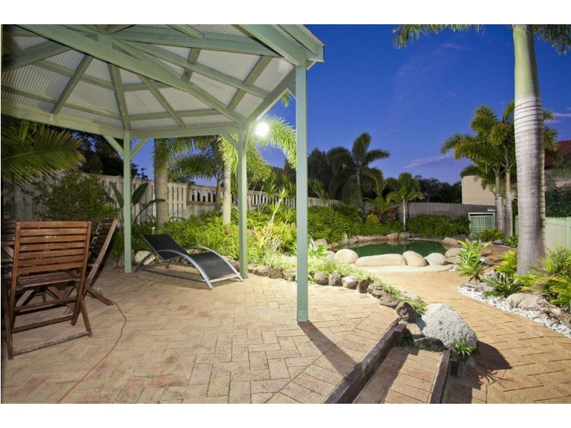 227 Endeavour Dr, Banksia Beach QLD 4507