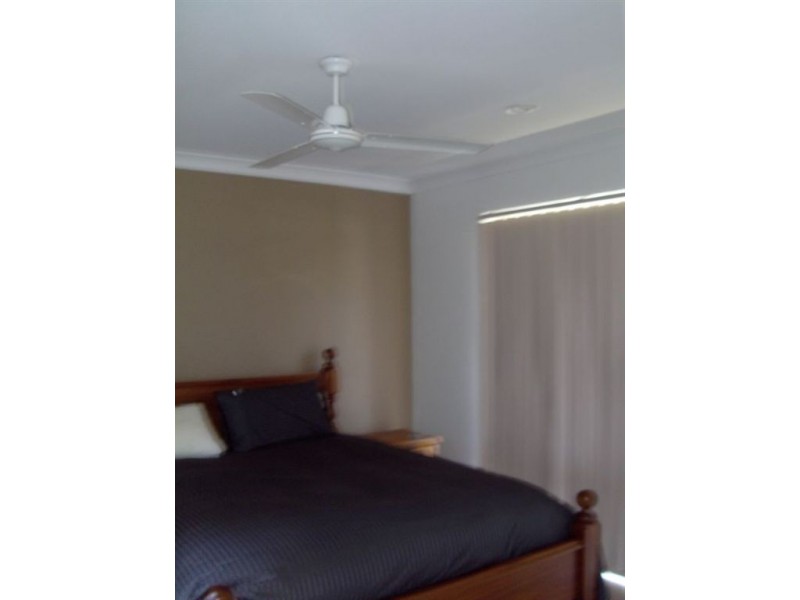 Sandstone Point QLD 4511