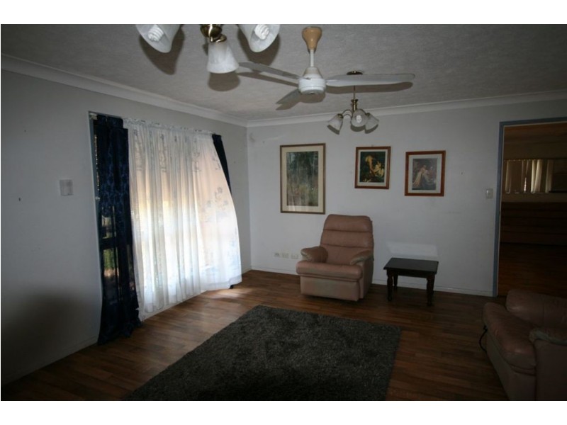 21 Burrawong Ave, Bongaree QLD 4507