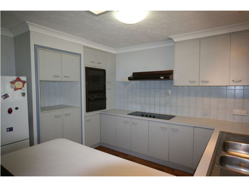 21 Burrawong Ave, Bongaree QLD 4507