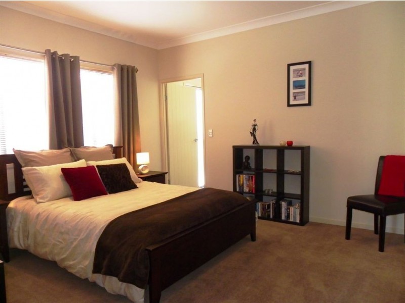 1/74 Marina Blvd, Banksia Beach QLD 4507