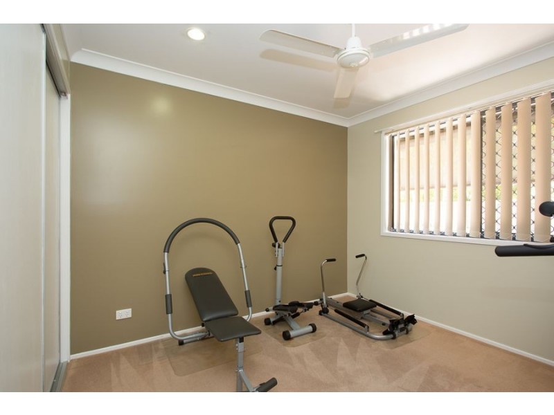 22 Bondi Court, Sandstone Point QLD 4511