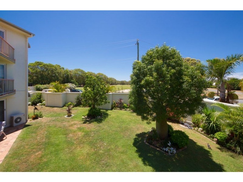 1/1-3 Links Court, Woorim QLD 4507