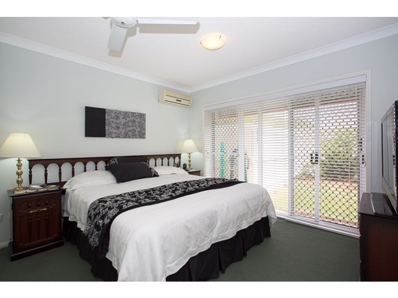 1/1-3 Links Court, Woorim QLD 4507