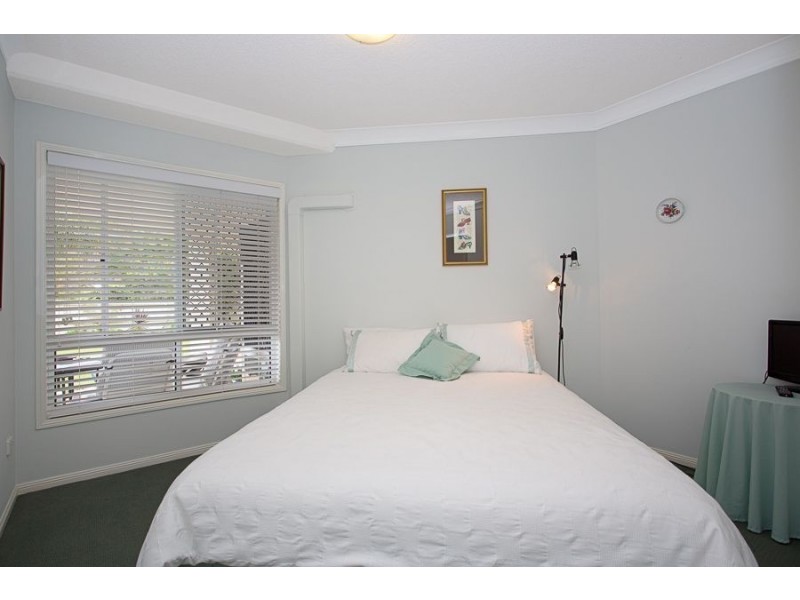 1/1-3 Links Court, Woorim QLD 4507