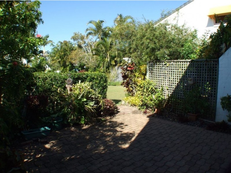 2B/10 Spinnaker Dr, Sandstone Point QLD 4511