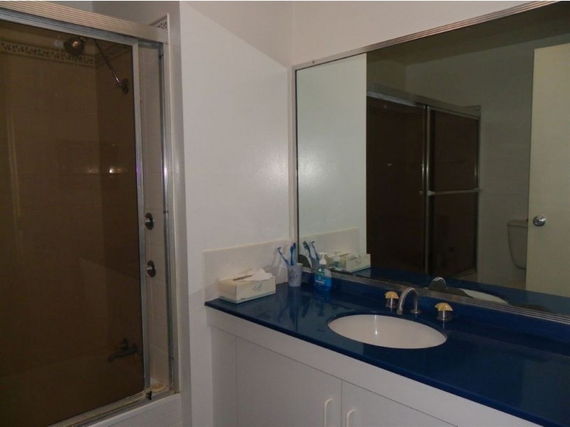 2A/16 Spinnaker Dr, Sandstone Point QLD 4511