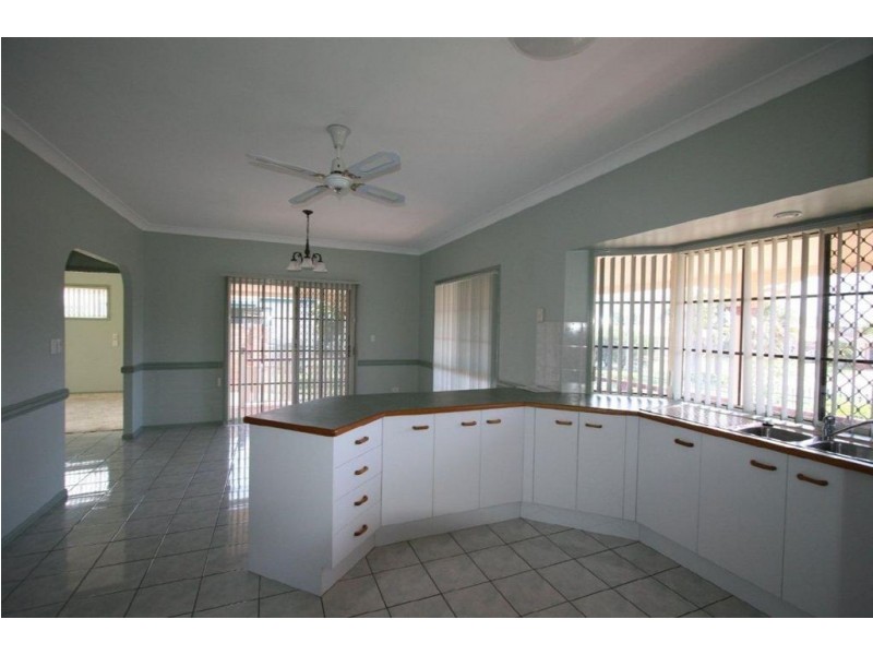 78 Avon Avenue, Banksia Beach QLD 4507