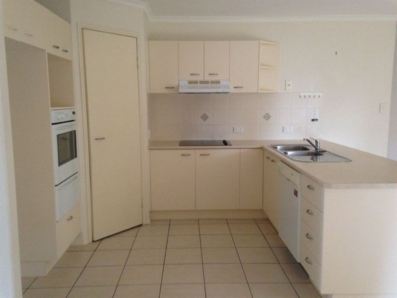 Sandstone Point QLD 4511