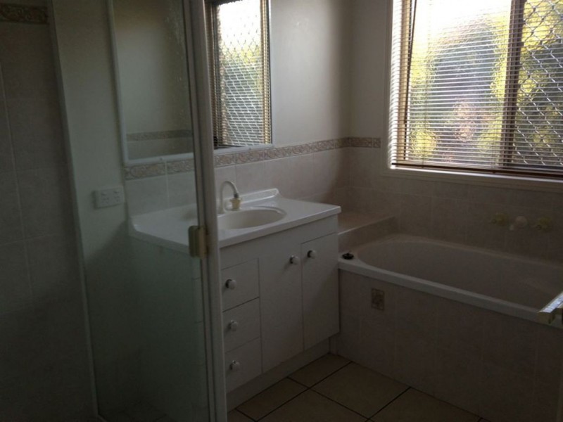 Sandstone Point QLD 4511