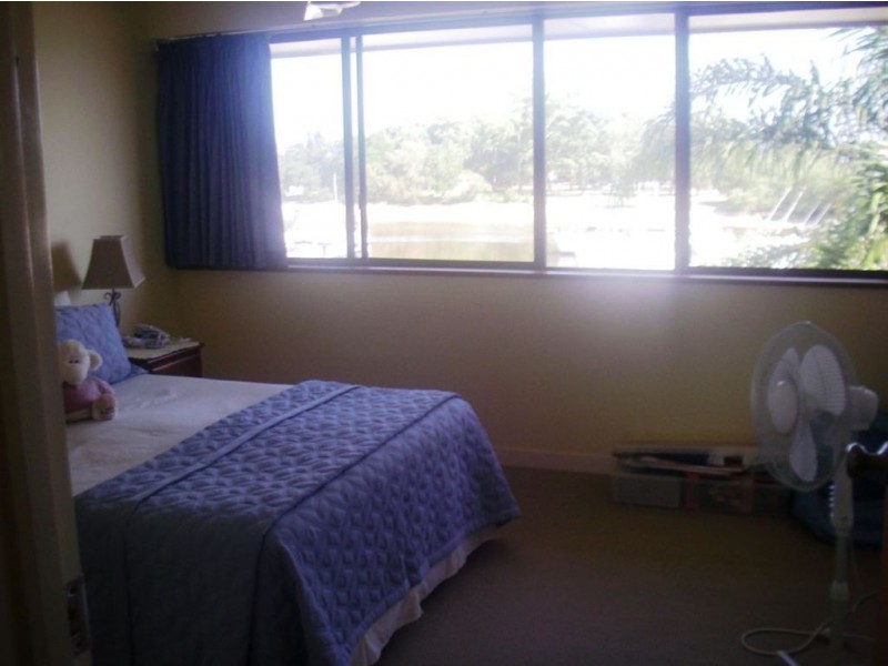 Sandstone Point QLD 4511