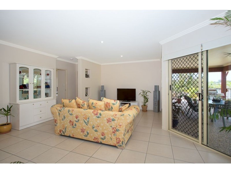 9 Treefrog street, Ningi QLD 4511