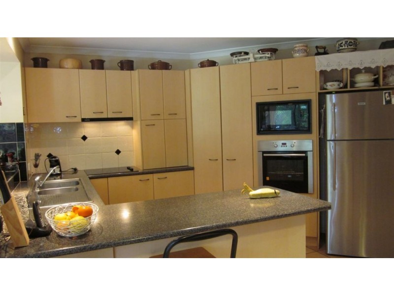 38 Dugong Cr, Banksia Beach QLD 4507