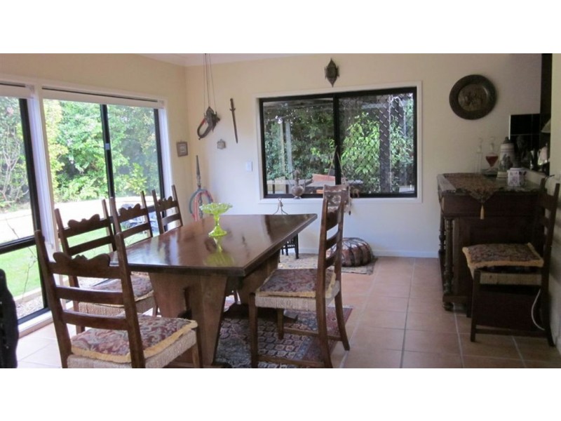 38 Dugong Cr, Banksia Beach QLD 4507