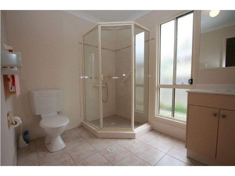 220/126 Cotterill Ave, Bongaree QLD 4507