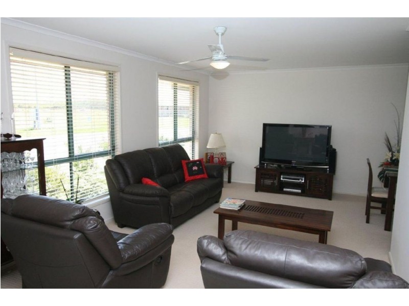 68 Coolgarra Ave, Bongaree QLD 4507