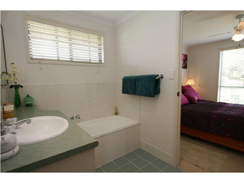 68 Coolgarra Ave, Bongaree QLD 4507