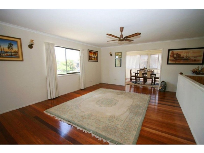 2 Pandara Ave, Bellara QLD 4507
