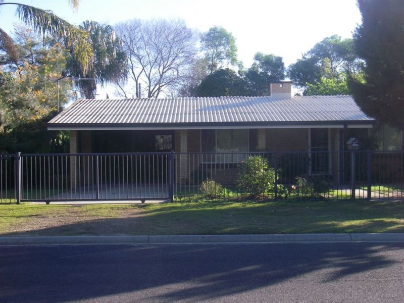 26 Winnett St, Woorim QLD 4507
