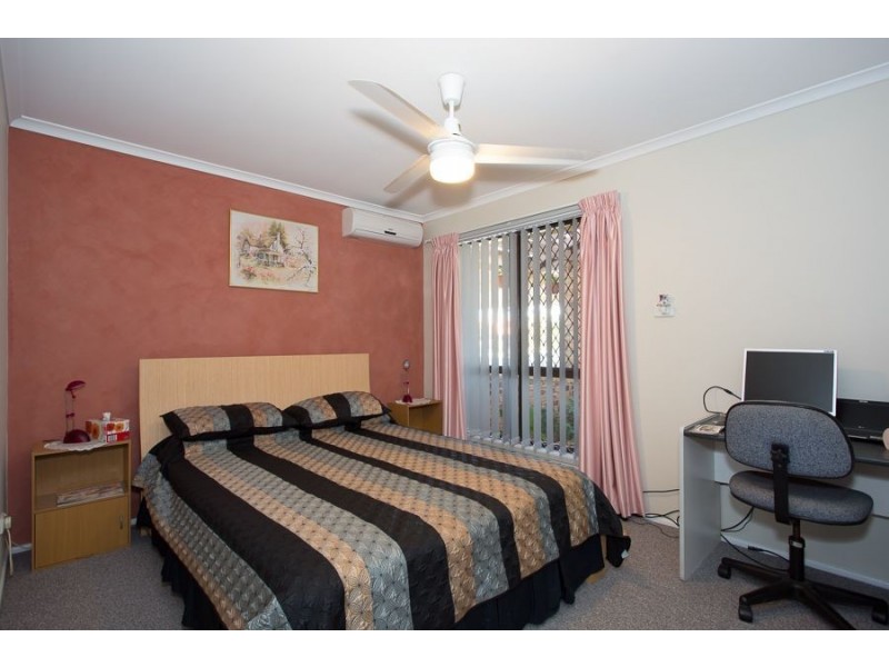 76 Bestmann Rd East, Sandstone Point QLD 4511