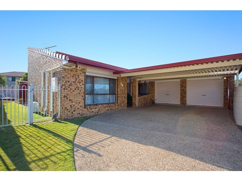 76 Bestmann Rd East, Sandstone Point QLD 4511