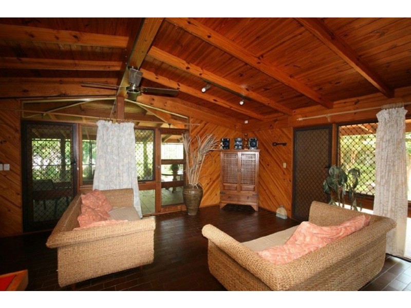 9 McDowall Street, Bongaree QLD 4507