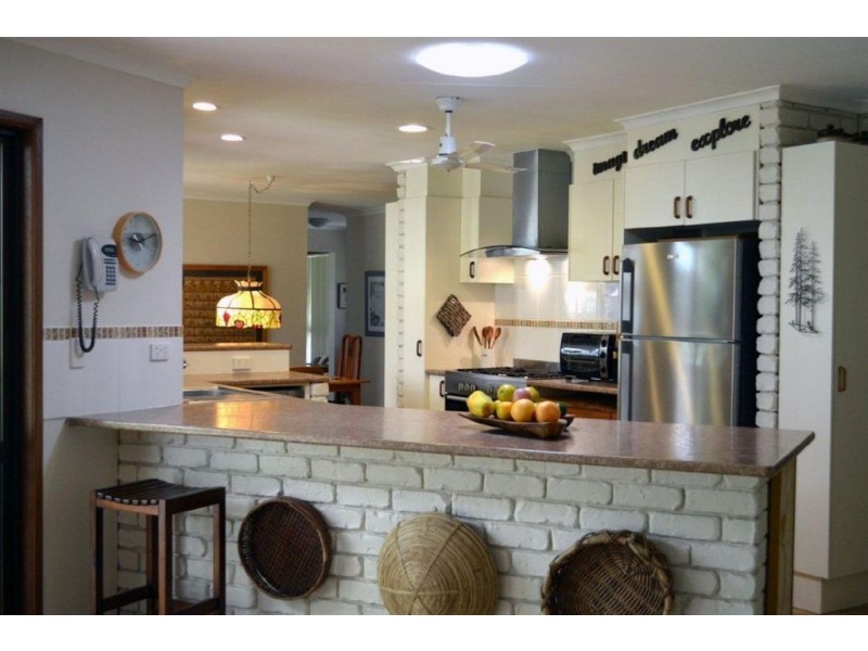 20 Flinders Street, Bongaree QLD 4507