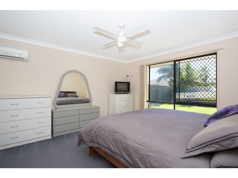 40 Mossman Way, Sandstone Point QLD 4511