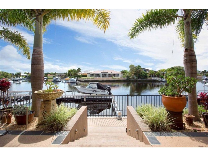 123 Voyagers Drive, Banksia Beach QLD 4507