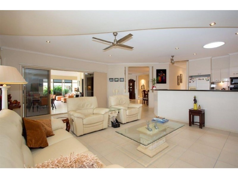 123 Voyagers Drive, Banksia Beach QLD 4507