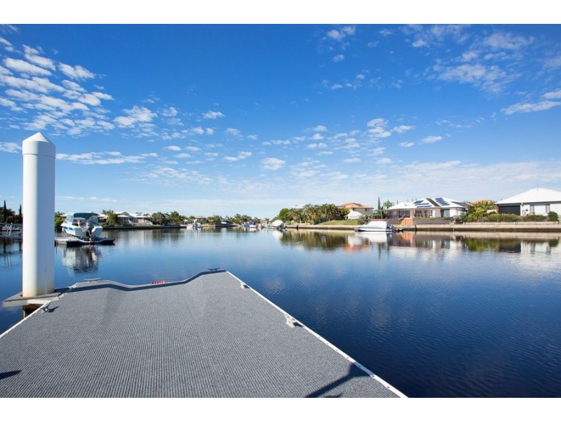 18 Trimaran Court, Banksia Beach QLD 4507