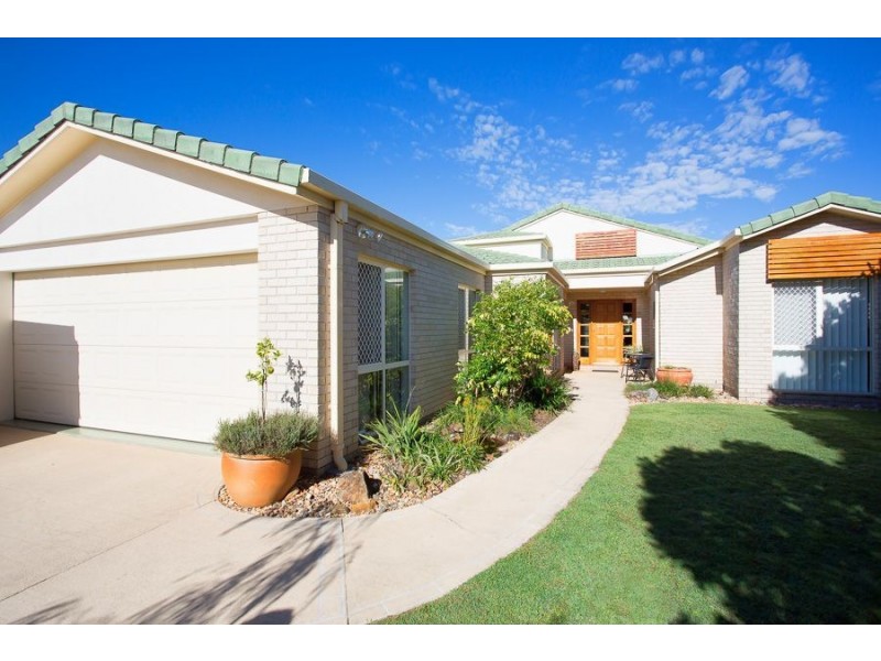 18 Trimaran Court, Banksia Beach QLD 4507