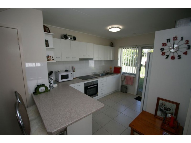 1/42 Benabrow Ave, Bongaree QLD 4507