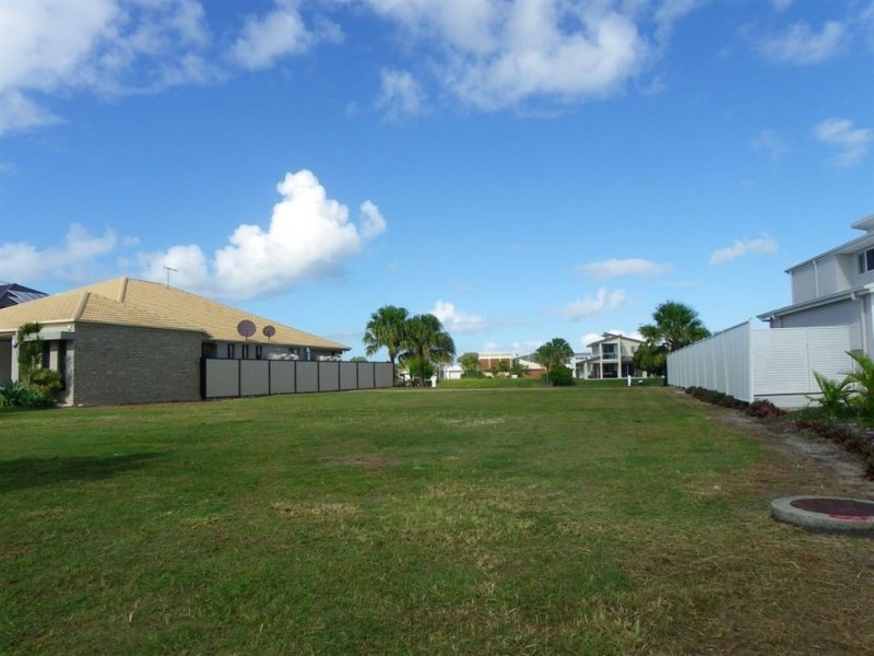 23 North Point, Banksia Beach QLD 4507