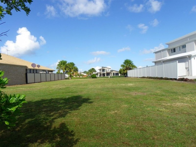 23 North Point, Banksia Beach QLD 4507