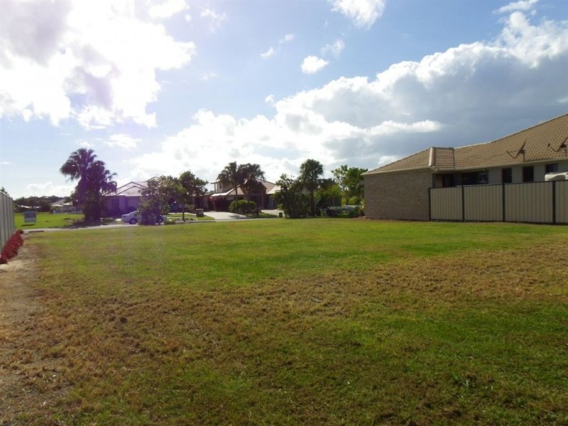 23 North Point, Banksia Beach QLD 4507