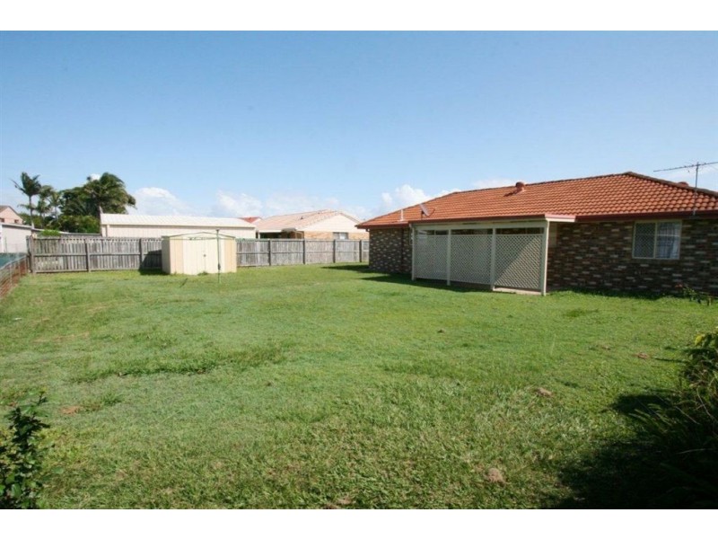 12 Eltham Place, Sandstone Point QLD 4511