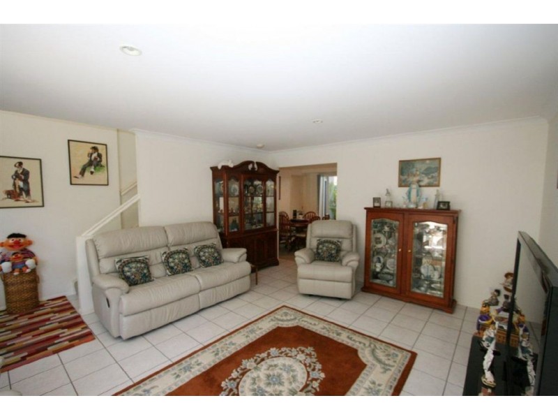 2/42 Melrose Ave, Bellara QLD 4507